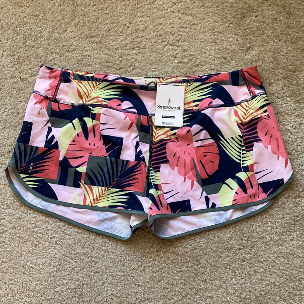 Smartwool women’s shorts, lined, size large